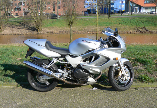 honda-vtr1000-firestorm 51167471118 o